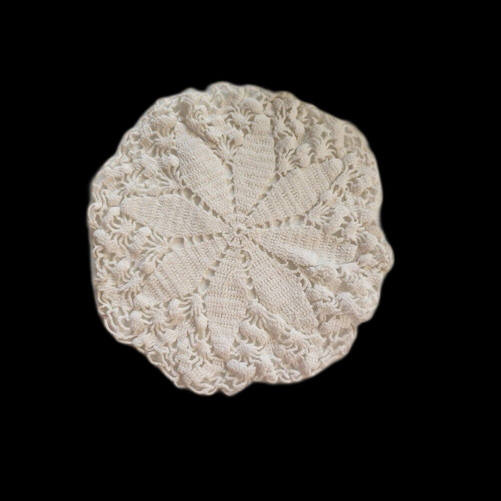 Vintage, Cream Colored Collectible Doily B10